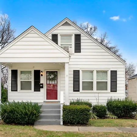 Spacious 4Br Home With Cozy Vibes In Louisville